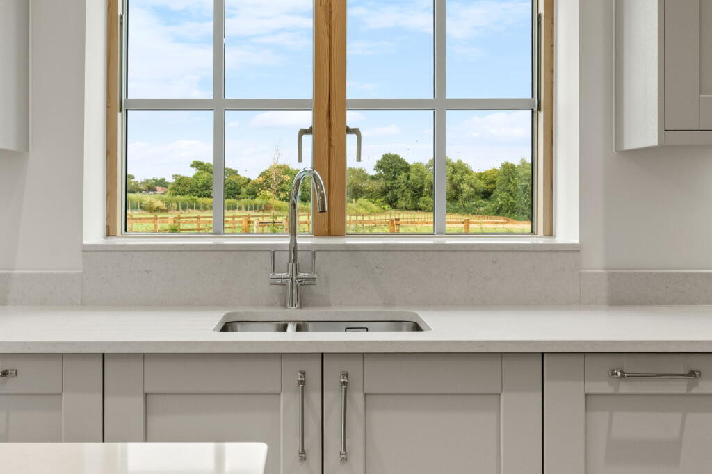 Additional image 19 of Stunning 4 bedroom country home with 4.52 acre paddock