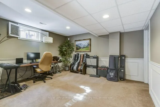 Additional image 31 of 61 Duncan Ave