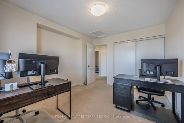 Additional image 28 of 568 Attenborough Terr