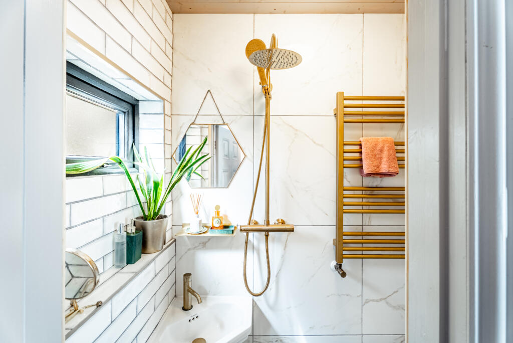 Additional image 9 of Watling Street, Park Street, St. Albans, Hertfordshire, AL2