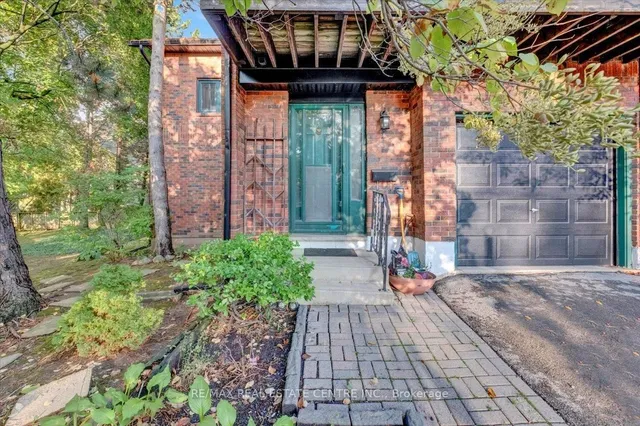 Additional image 3 of 1983 Main St Unit 1