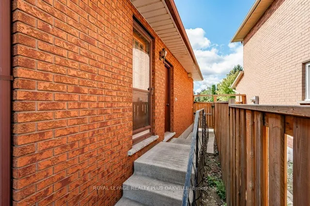 Additional image 41 of 67 Horizon Crt