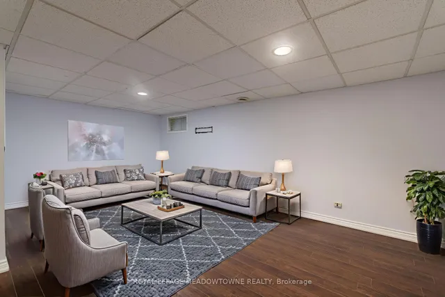 Additional image 32 of 800 Upper Paradise Rd Unit 34