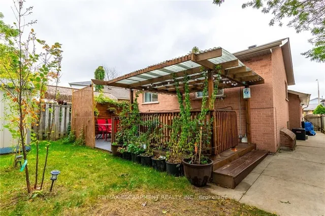 Additional image 36 of 5 Twinoaks Cres