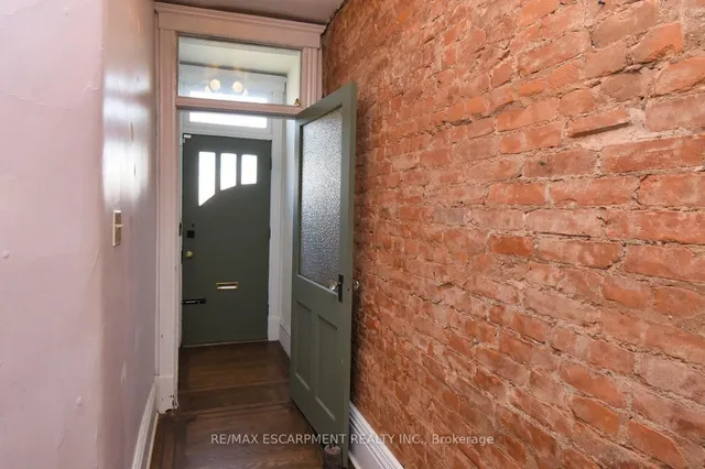 Additional image 7 of 150 Victoria Ave