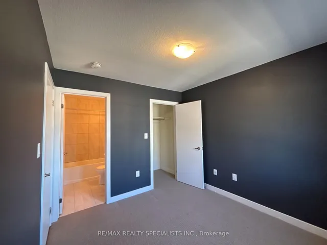 Additional image 17 of 590 North Service Rd Unit 135