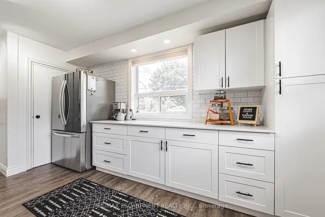 Additional image 16 of 469 Claridge Rd Unit 1