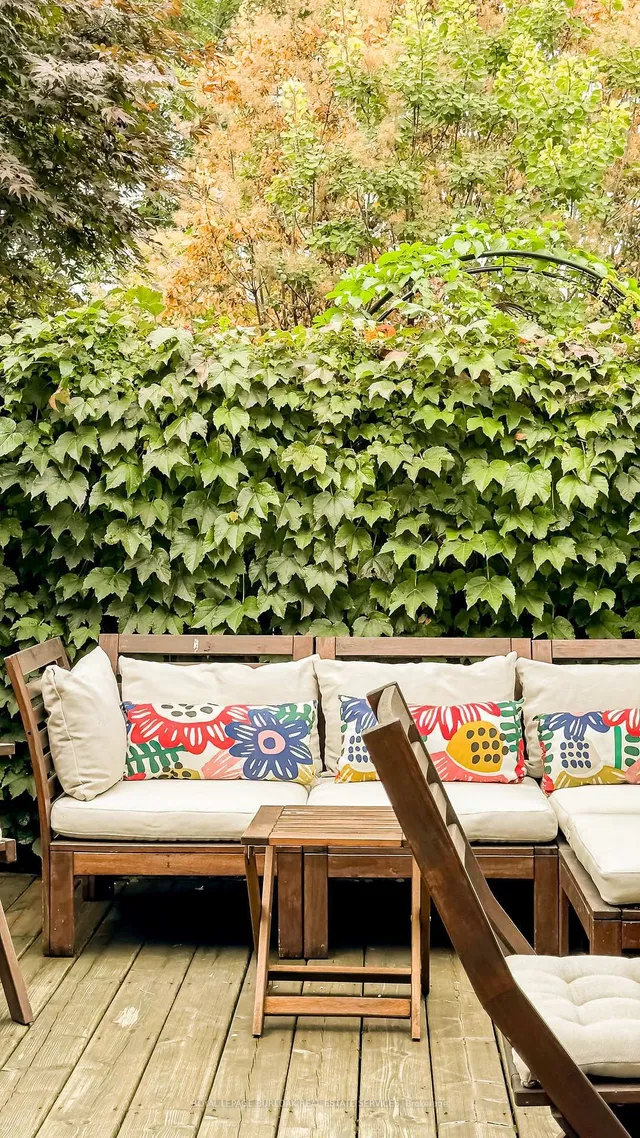 Additional image 35 of 27 Steven St