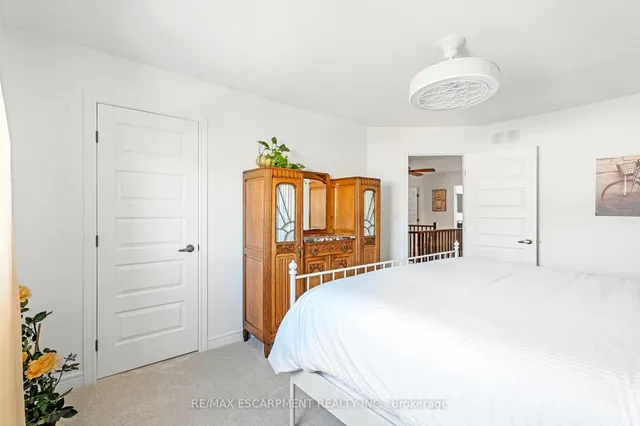 Additional image 31 of 60 Garinger Cres