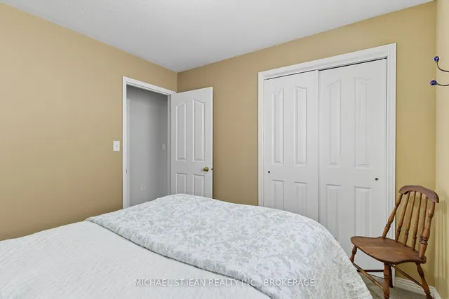 Additional image 17 of 20 Diamond Crt