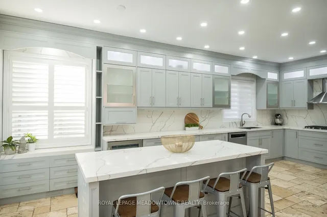 Additional image 2 of 371 Alexander Cres