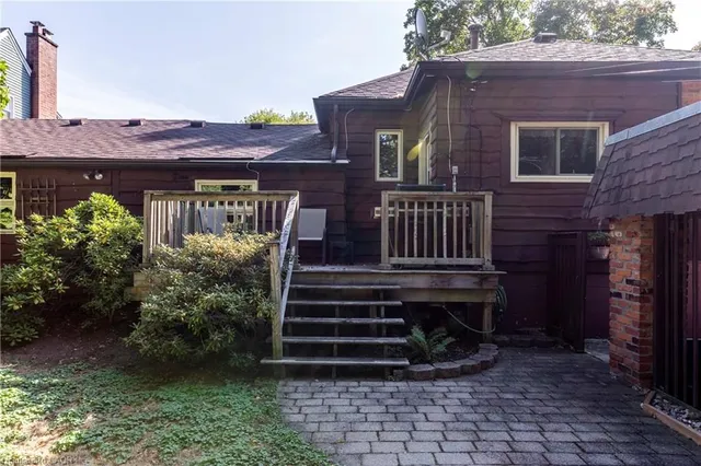 Additional image 48 of 17 Alma St