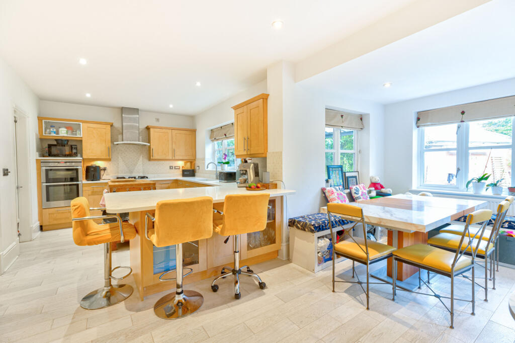 Additional image 30 of Rosemary Drive, London Colney, St. Albans, Hertfordshire, AL2
