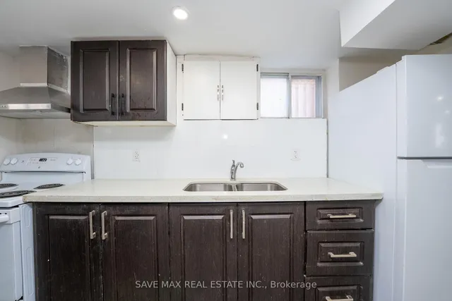 Additional image 35 of 441 West 5th St