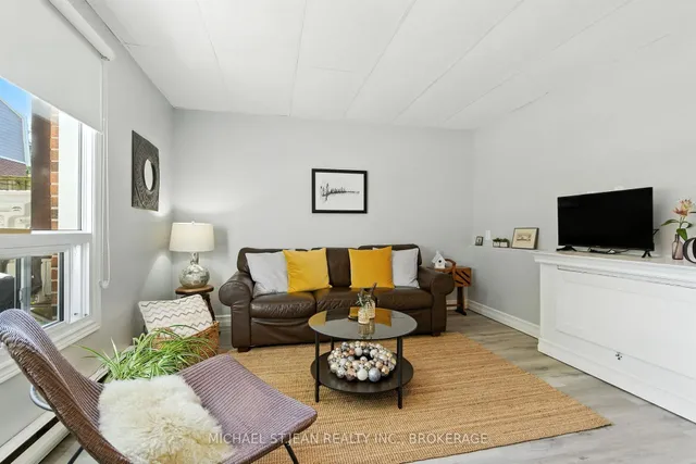 Additional image 11 of 7 Trudy Crt