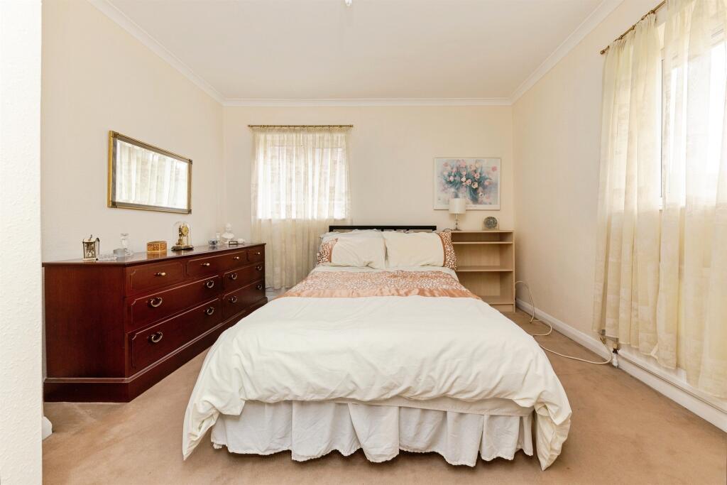 Additional image 8 of Honeycroft, Welwyn Garden City
