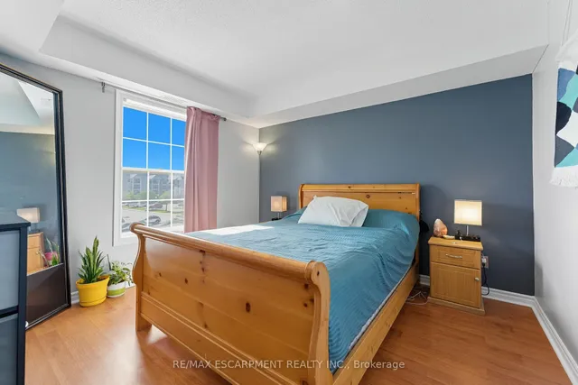 Additional image 8 of 1421 Walker's Line Unit 304