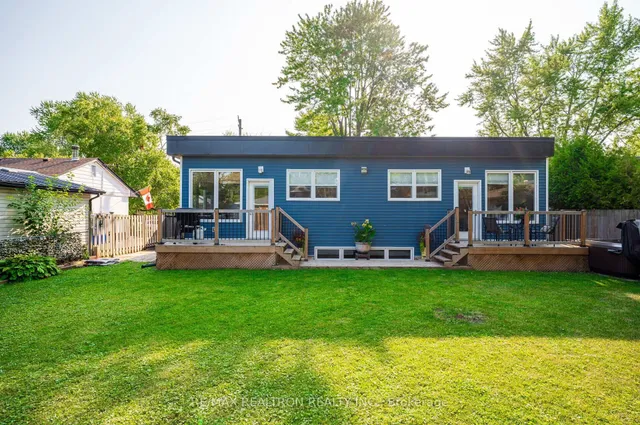 Additional image 42 of 5472 Randolph Cres