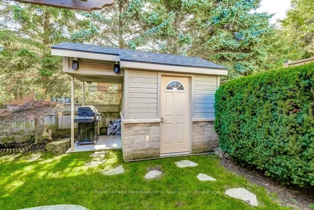 Additional image 43 of 61 Duncan Ave