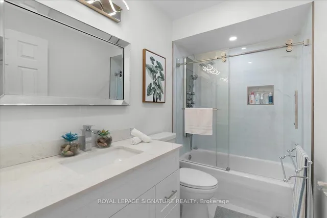 Additional image 36 of 384 Limeridge Rd Unit 11