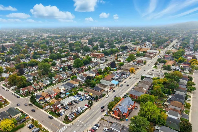 Additional image 49 of 85 Crosthwaite Ave