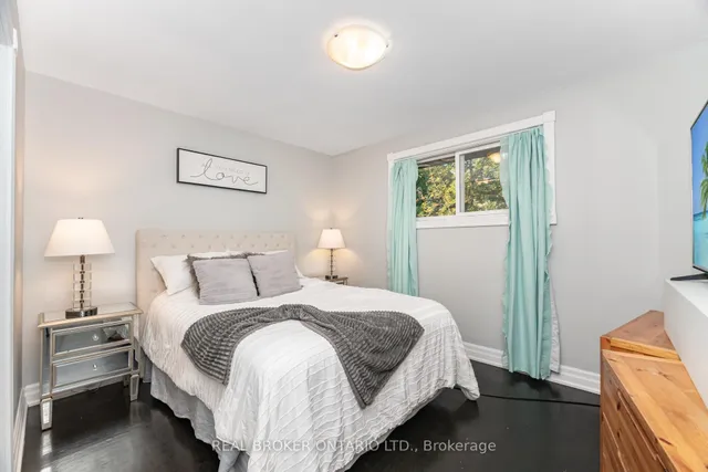 Additional image 18 of 66 GAINSBOROUGH Rd