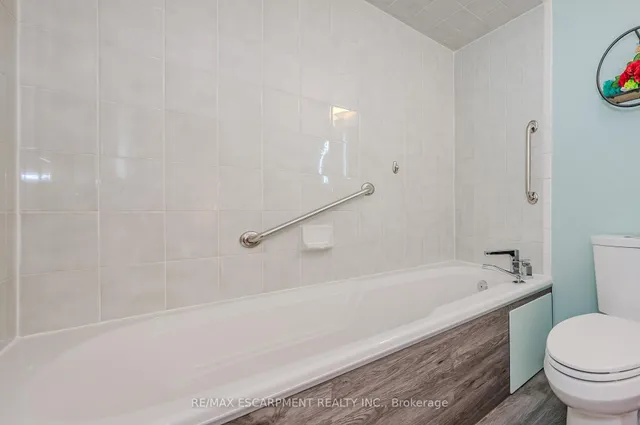 Additional image 30 of 38 Elora Dr Unit 21