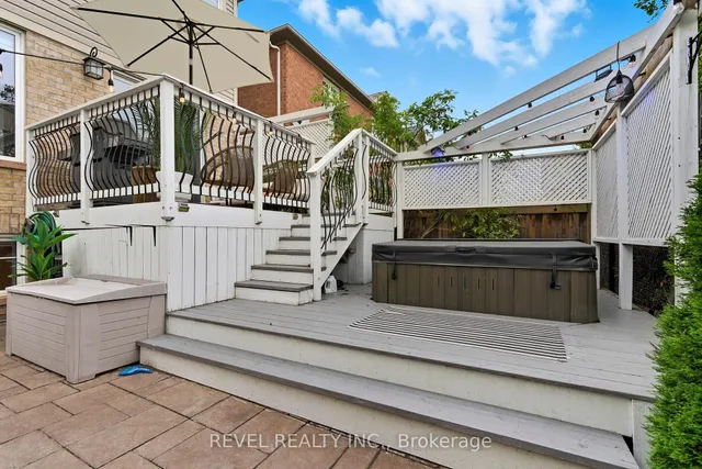 Additional image 39 of 390 Gosford Cres