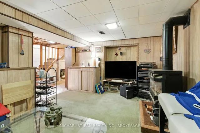 Additional image 35 of 608 Fennell Ave