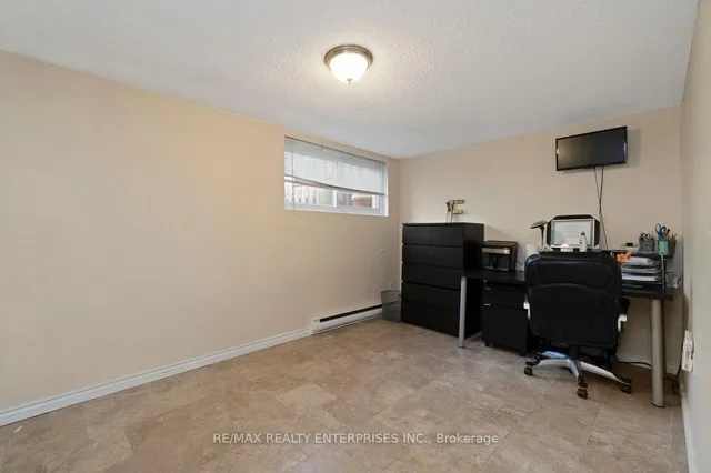 Additional image 21 of 63 Fonthill Rd Unit 21