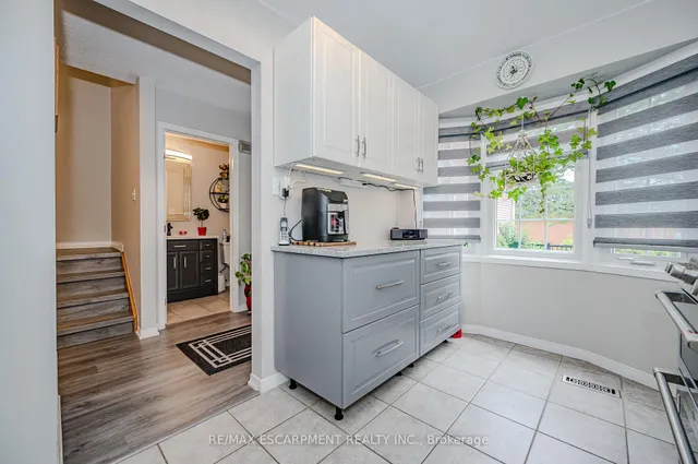 Additional image 15 of 38 Elora Dr Unit 21