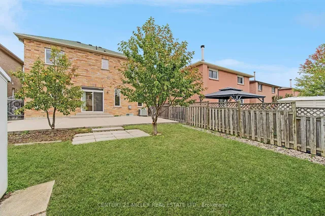 Additional image 21 of 126 Merrilee Cres