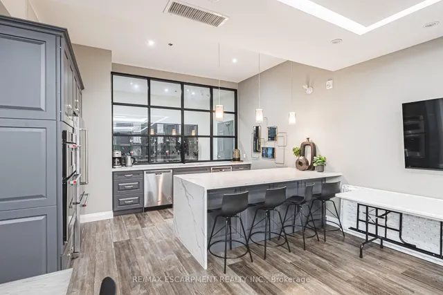 Additional image 18 of 1 Redfern Ave Unit 317