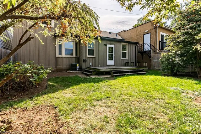 Additional image 45 of 499 Hughson St