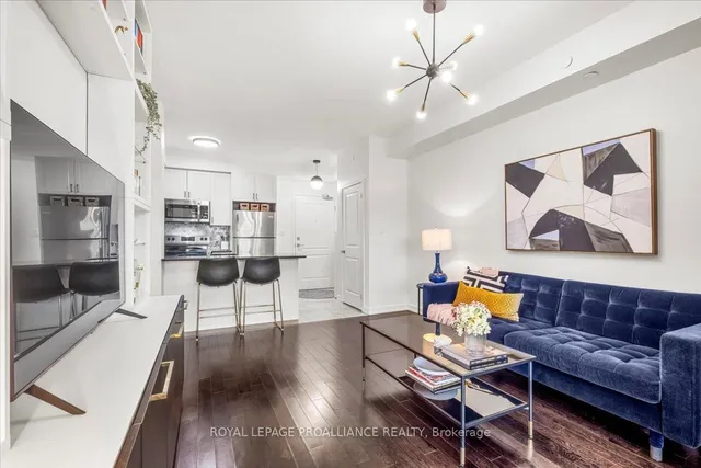 Additional image 10 of 125 Shoreview Pl Unit 239