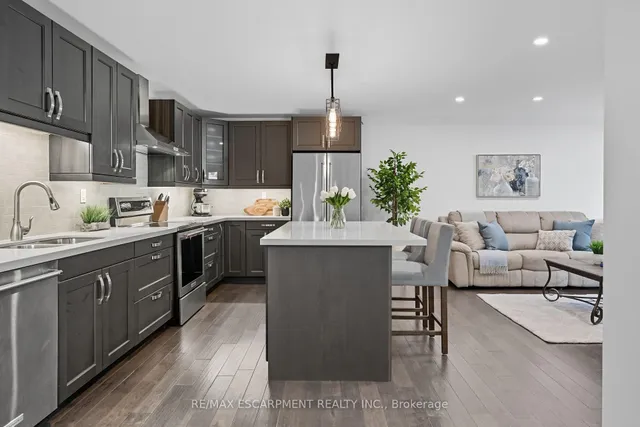 Additional image 15 of 1377 Lakeshore Rd Unit 104