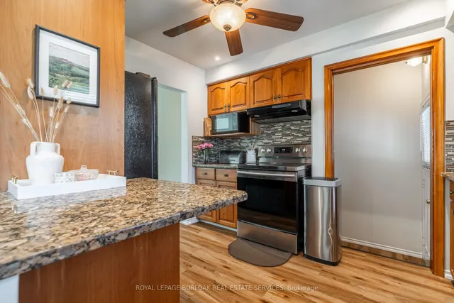 Additional image 3 of 7 Kenwood Cres