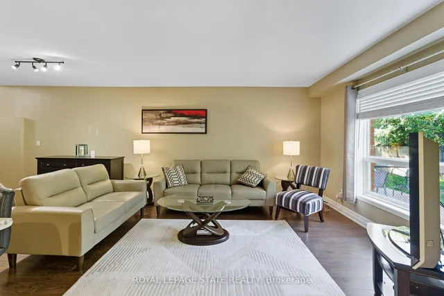 Additional image 6 of 27 Glenhollow Dr