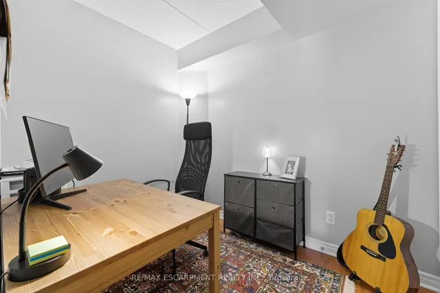 Additional image 9 of 1421 Walker's Line Unit 304