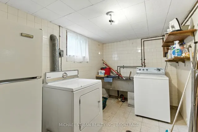 Additional image 33 of 73 Balmoral Ave