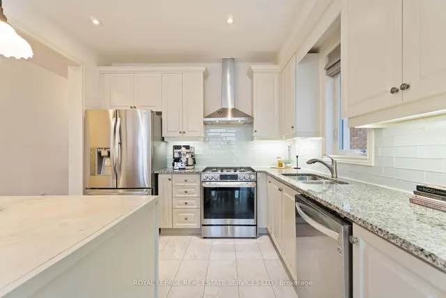 Additional image 16 of 28 Babcock St