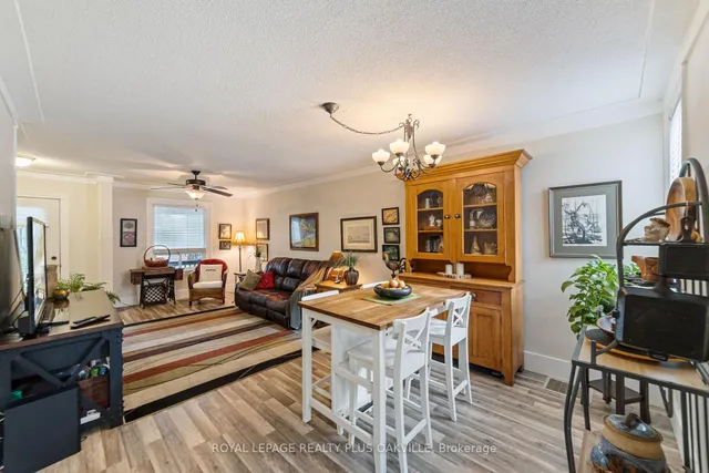 Additional image 8 of 100 Case St