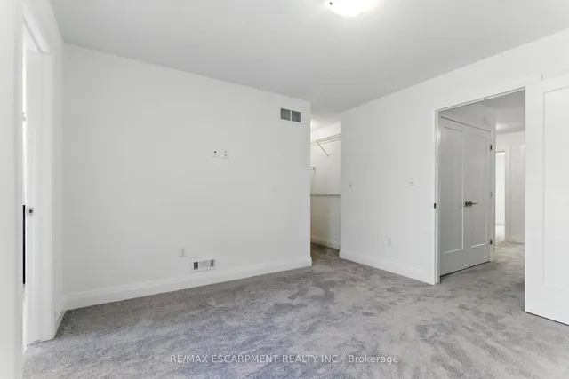 Additional image 33 of 4 Clear Valley Lane