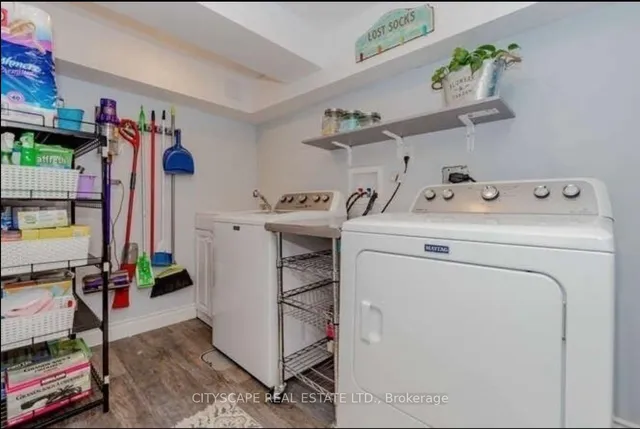 Additional image 33 of 152 Kenwood Ave