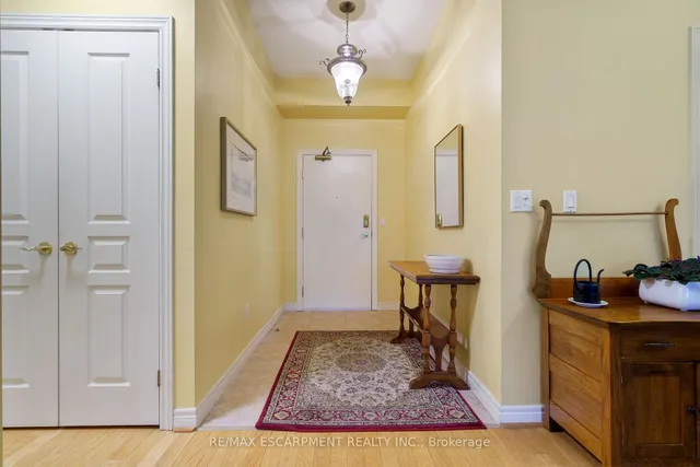 Additional image 2 of 77 Governors Rd Unit 102