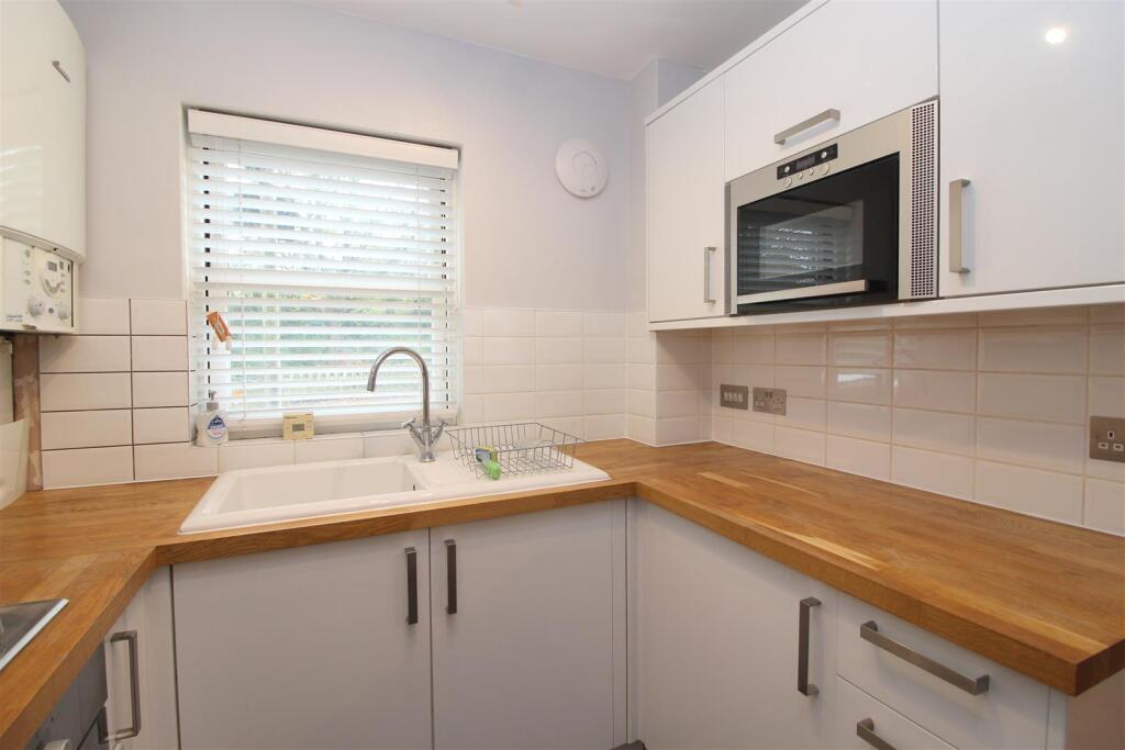 Additional image 12 of Folly Avenue, St Albans, Herts