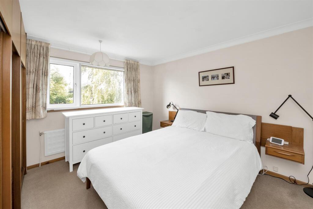Additional image 6 of Haslingden Close, Harpenden