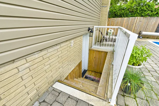 Additional image 27 of 2063 Cavendish Dr