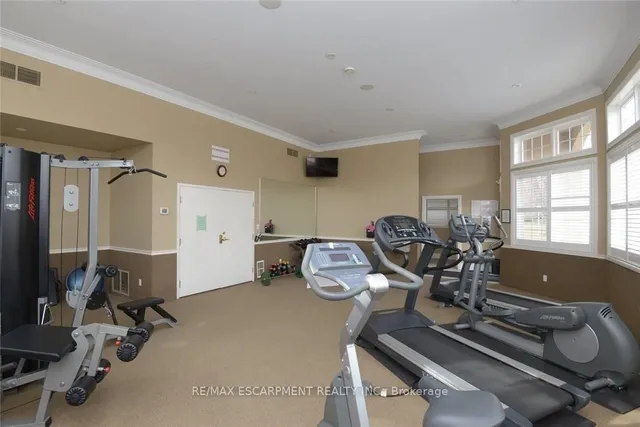 Additional image 33 of 2035 Appleby Line Unit 103