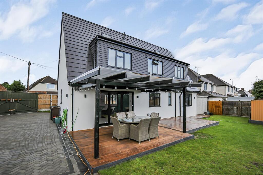 Additional image 18 of Burston Drive, Park Street, St. Albans